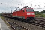 DB 152 043 dönnert durch Duisburg-Entenfang am 16 September 2016.