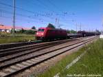 185 397-7 mit einem Gterzug bei der Durchfahrt in Bergen auf Rgen am 6.6.13