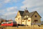 172 131 und 132 vor dem Bahnhofsgebude in Trebsen 