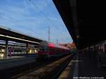 Mit Steuerwagen voraus geht es fr 143 952 um 8:02 wieder als RE5 mit ziel Neustrelitz los , Hier steht der zug im Bahnhof Stralsund Hbf am 25.7.14