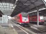 Doppelstocksteuerwagen voraus im Bahnhof Halle (Saale) Hbf am 24.11.14