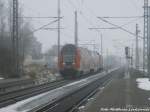 Mit Steuerwagen voraus kommt 143 816-7 mit RB 37864 mit ziel Falkenberg (Elster) in den Bahnhof Landsberg (b Halle/Saale) eingefahren am 31.12.14