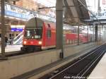 Mit Steuerwagen voraus steht 112 XXX im Berliner Hbf mit ziel Elsterwerda am 19.12.15