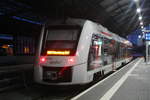 1648 401/901 als RB47 mit ziel Bernburg Hbf im Bahnhof Halle/Saale Hbf am 21.12.19