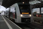 1648 911/411 steht als RB47 mit ziel Bernburg Hbf im Bahnhof Halle/Saale Hbf am 6.2.20