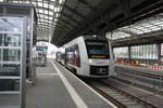 1648 422/922 steht als RB47 mit ziel Bernburg Hbf im Bahnhof Halle/Saale Hbf am 7.5.20