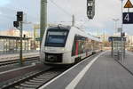 1648 921/421 von Bernburg Hbf kommend bei der Einfahrt in den Endbahnhof Halle/Saale Hbf am 16.3.21