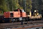 275 870-4 fuhr einen bauzug durch hh-harburg,19.10.17