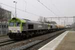 Doppelpack Class 226:  Captrain 6605 und PB05/6609 (in 2.Position) treft mit Kesselwagenzug in Tilburg ein am 11 Februar 2015.