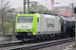 Regen und 185-CL-007 waren am 7 April 2017 in Dresdner Hbf.