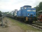 PRESS 346 001 steht mit dem berfhrungszug im Putbusser Bahnhof zur Abfahrt bereit am 31.5.15