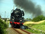 01 0509 mit dem Leerzug unterwegs nach Pubtus und lsst Bergen auf Rgen hinter sich am 21.5.16