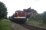 114 703 (203 230) und 86 1744 verlassen Lauterbach (Rgen) in Richtung Bergen auf Rgen am 29.7.21