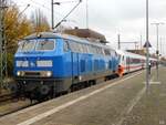 218 056-1/PRESS 218 454-7 kurz vor der abfahrt von itzehoe nach westerland,19.11.21