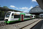 VT 332 mit 2 weiteren Triebwagen der Erfurter Bahn im Bahnhof Gera Hbf am 29.5.20