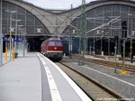 132 334 der EBS als RE17 mit ziel Karsdorf über Naumburg (Saale) Hbf beim verlassen des Leipziger Hbf´s am 20.8.16