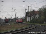 202 327 (203 227) der LEG und HGK 185 603 und 185 631 im Bahnhof Grokorbetha am 17.4.16