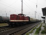 202 327 (203 227) der LEG mit dem Sonderzug und der E44 044 am ende im Bahnhof Grokorbetha am 16.4.16