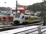 460 010 der Mittelrhein Bahn bei der Einfahrt in den Bahnhof Bingen (Rhein) Hbf am 15.1.17