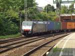 ES 64 F4-037 fuhr am 17.08.13 mit einen intermodal durch hh-harburg