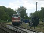 118 770-7 rangiert die PRESS 145 023 im Putbusser Bahnhof am 30.5.15