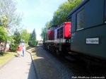 112 703 (203 230) verlsst mit 91 134 (nicht im Bild) den Endbahnhof Lauterbach Mole in Richtung Bergen auf Rgen am 22.5.16