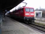 112 185 als OE RE2 der ODEG (DB REGIO Im Auftrag der ODEG) mit Ziel Cottbus im Bahnhof Bad Kleinen am 13.4.13