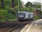 143 554-4 fuhr mit einer schwesterlok am 28.08.13 durch hh-harburg