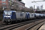 143 028-9 zog mit einer schwesterlok,einen tanker durch hh-harburg,10.03.16