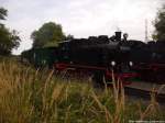 RBB 99 4011 mit dem P108 bei der Einfahrt in Putbus am 30.8.13