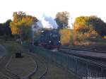 RBB 99 4011 auf Rangierfahrt im Bahnhof Putbus am 2.10.13