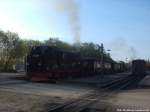 RBB 99 1781 mit Ziel Ostseebad Ghren im Bahnhof Putbus am 30.4.14