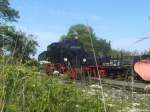 RüBB 99 4011 beim Einfahren in Putbus am 8.6.14