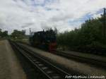 RBB 99 4652 ist fr Fhrerstandsmitfahrtem im Putbusser Bahnhof unterwegs am 30.5.15