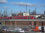 BR 612 bei der Einfahrt in den Bahnhof Halle Saale Hbf am 14.2.13