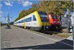 Der DB 612 008 wartet in Singen auf die Abfahrt nach Basel Bad.