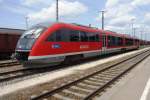 Am 2 Juli 2013 steht 642 121 in Augsburg Hbf.