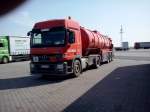 SZM Mercedes-Benz Actros 1844 mit Chemietankauflieger der Sd-Mll gesehen auf dem Autohof in Grnstadt am 14.04.2014