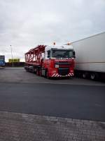 SZM DAF XF mit beladenem Tieflader der Spedition Wagenborg gesehen auf dem Autohof in Grnstadt am 11.02.2014