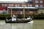 Krabbenkutter / Shrimper CUX 8 coming home. Former name JOHANNA, today's name CUXHAVEN.   