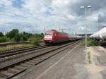 101 098 durchfhrt am 06.08.2012 den Bahnhof Hrth.