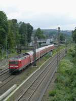 RE 7 mit 112 166 nach Rheine durchfährt am 21.9.15 Wuppertal Zoologischer Garten.