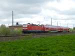 143 821 am 16.4.14 mit einer RB nach Erfurt in Stotternheim.