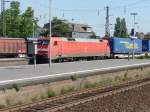 152 148 durchfhrt mit einem Zug der Spedition Walter den Gelsenkirchener Hauptbahnhof.