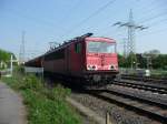 Am 21.04.2011 durchfhrt 155 028 den Bahnhof Ratingen-Lintorf.