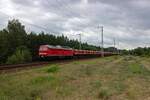 Ein wenig Schotter hat 232 618 am Haken, als die Lok am 14.07.21 in Richtung Norden durch Berlin-Wulheide rollt.