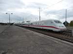 402 042 und 402 040 durchfahren als Leerfahrt am 7.10.13 Schnefeld Flughafen in Richtung Betriebswerk Rummelsburg.