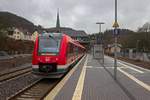 620 020 verlsst den Bahnhof Brgge und beginnt den letzten Teil der Reise nach Ldenscheid.