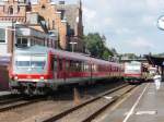 628 681 nach Kln Hauptbahnhof und 628 674 nach Trier Hauptbahnhof am 10.08.2011 in Gerolstein.