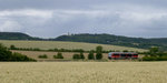 Ein kleines Stück westlich des Dörfchens Seena bietet sich ein weiter Blick auch die Eckartsburg.